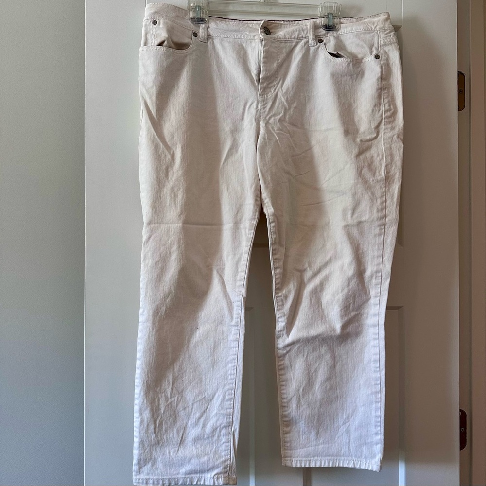 Talbots Signature Slim Crop White Jeans Size 16 / 33